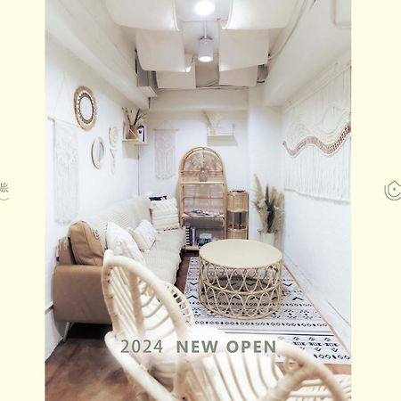 Wondertime2- Ladies' Inn 'Taipei Main Station Екстер'єр фото