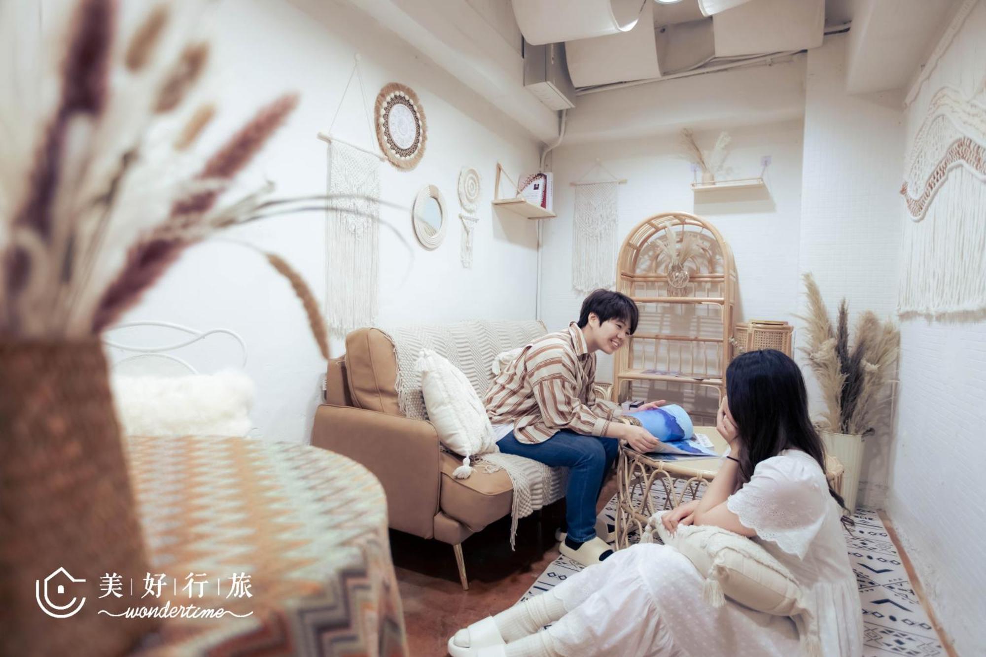 Wondertime2- Ladies' Inn 'Taipei Main Station Екстер'єр фото