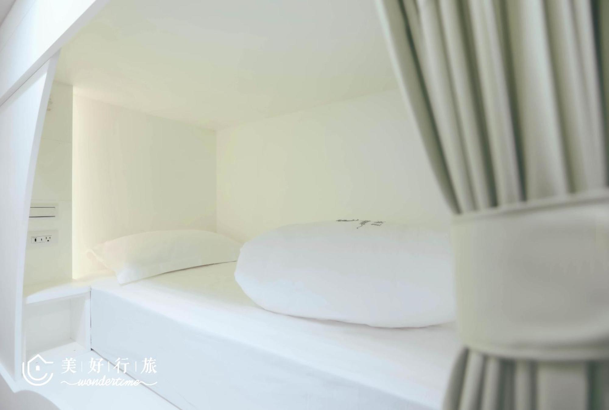 Wondertime2- Ladies' Inn 'Taipei Main Station Екстер'єр фото
