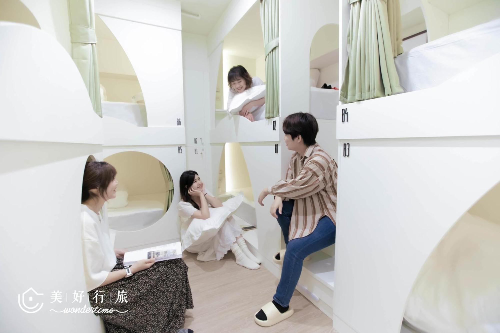 Wondertime2- Ladies' Inn 'Taipei Main Station Екстер'єр фото